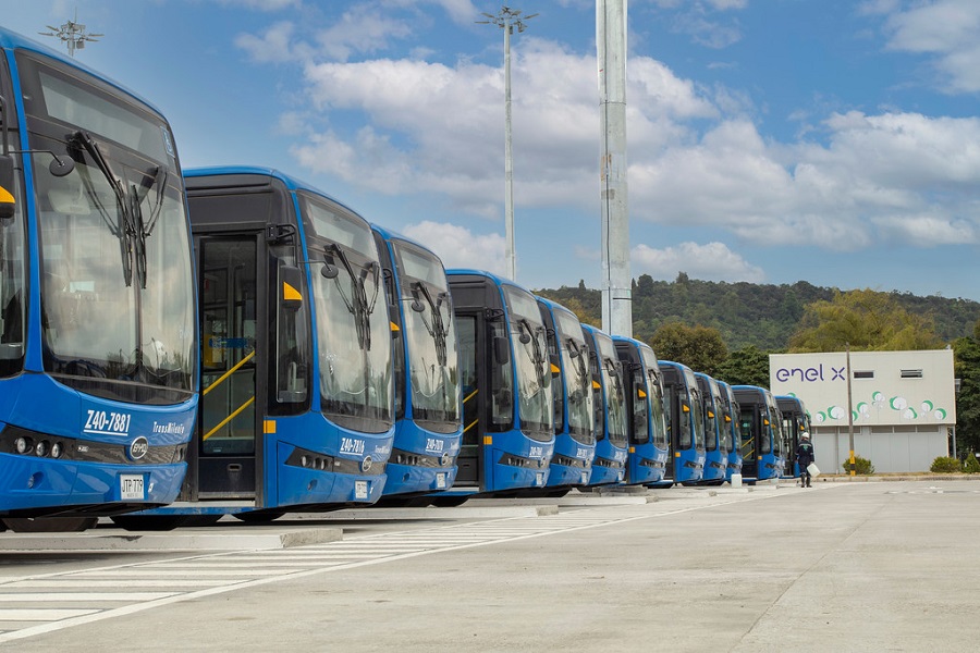 Licitaciones de buses eléctricos: Según Enel X deben modificarse contratos para rentabilizar la infraestructura