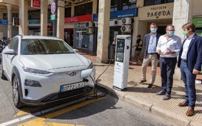 Ayuntamiento de Benidorm aumenta los puntos de carga de coches eléctricos y facilita una ‘app’