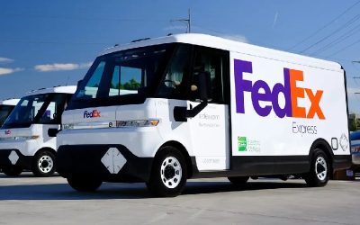 Este es el plan de Fedex para entregar paquetes con 200.000 vehículos eléctricos