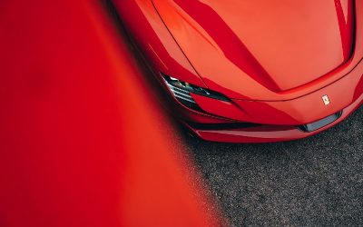 Cambio de tecnología y de liderazgo: Ferrari se reordena para enfocar su política en electromovilidad