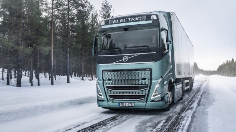 Volvo Trucks lanza una nueva función de seguridad patentada para camiones eléctricos