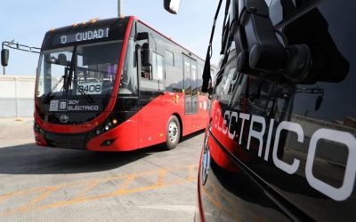 CDMX aguarda por taxis y buses eléctricos prometidos tras números positivos