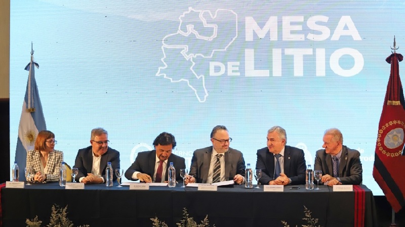 Gobernadores “garantizan el acompañamiento” a la ley de electromovilidad de Argentina