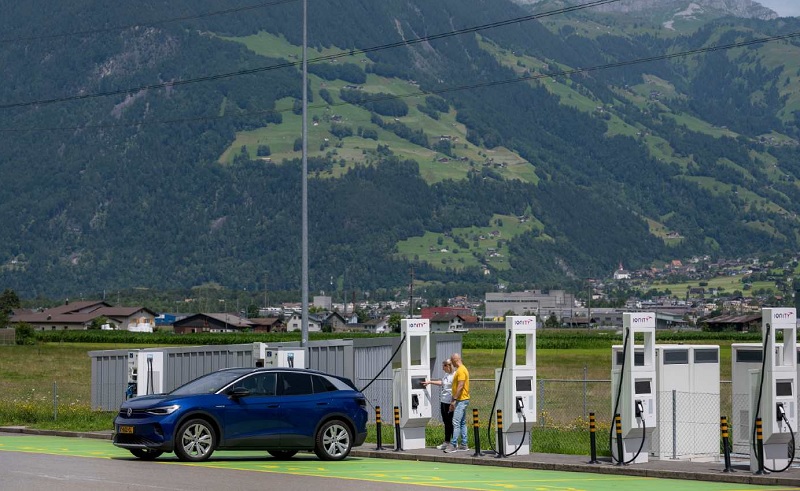 Impuesto al vehículo eléctrico: la nueva propuesta del Gobierno suizo