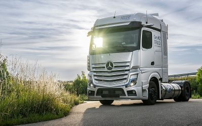 Daimler Truck prueba un camión a pila de combustible alimentado con hidrógeno líquido
