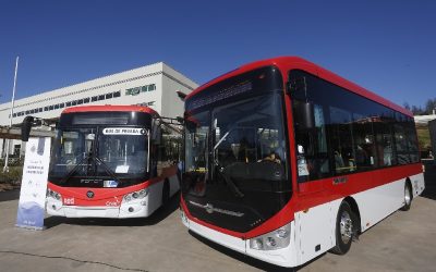 Tecnología “de punta” en buses eléctricos: Gobierno lanza licitaciones internacionales en Chile