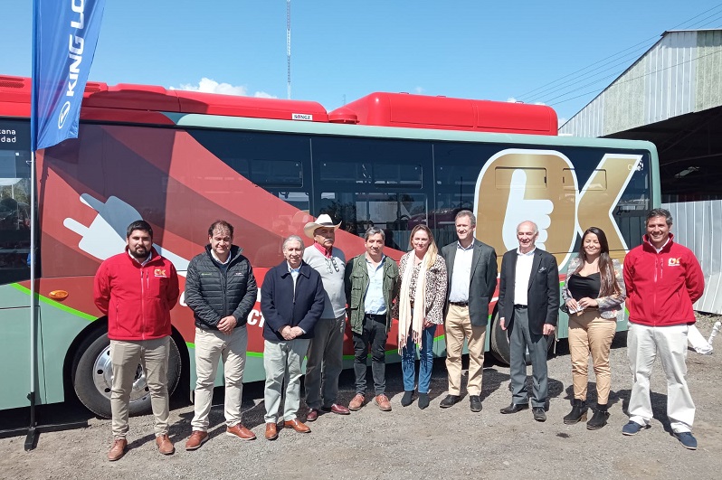 Lanzan el primer recorrido rural de buses eléctricos en Chile
