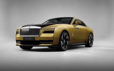Se cumple la “profesía”: Rolls-Royce lanza su primer automóvil 100% eléctrico