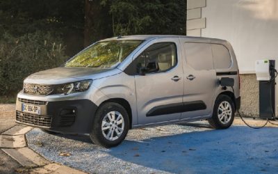 Peugeot incursiona en el mercado de eléctricos de Chile con casi 100 ventas en octubre
