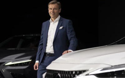 Lexus evalúa estrategia: “No sabemos si en España en 2030 solo se venderán coches eléctricos nuevos”