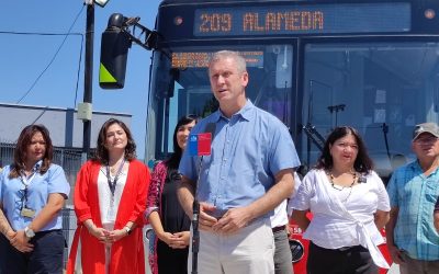 Más flotas eléctricas en Chile: 107 buses inician operación en nuevo corredor Santa Rosa