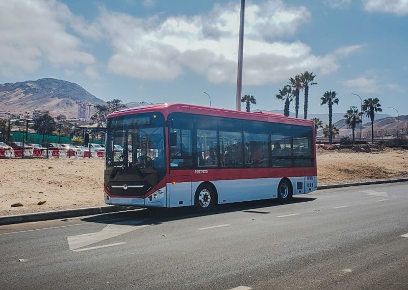 Antofagasta - Bus eléctrico Zhon Tong de 8,7 metros que comercializa Grupo Cabal.