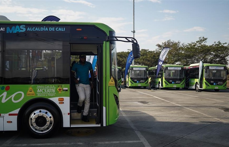 ¿Pilotos de buses eléctricos sí o no? Según Sunwin pruebas son "un desperdicio" en Latinoamérica